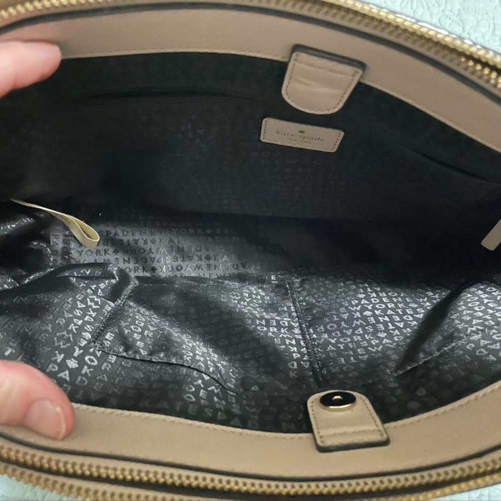 EUC Kate Spade Tan & Black Purse - Picture 7 of 8